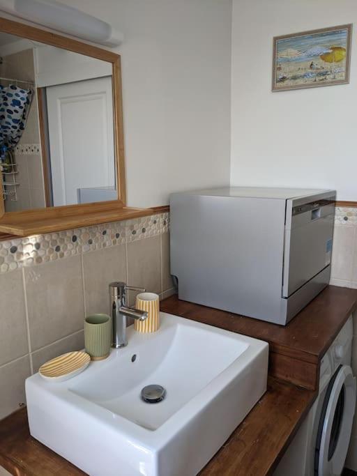 Appartement Calme A 300 M De La Plage-Centre Ville - Quiet Appartment 300 M Near City And Beach แม-เล-แบ็ง ภายนอก รูปภาพ